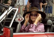 Bugs Bunny and Jenna Elfman in Looney Tunes: Back In Action.